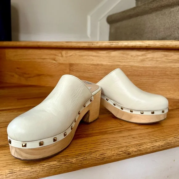 Steve Madden Brooklyn 1 Studded Clogs - Picture 7 of 7